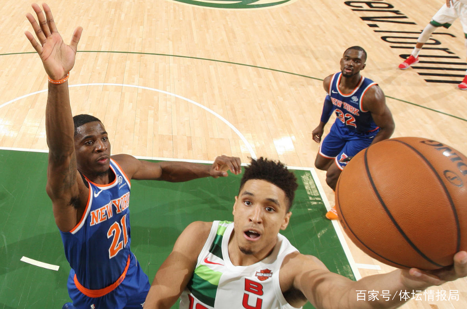 广州队轻取雄鹿，克莱惊艳四座