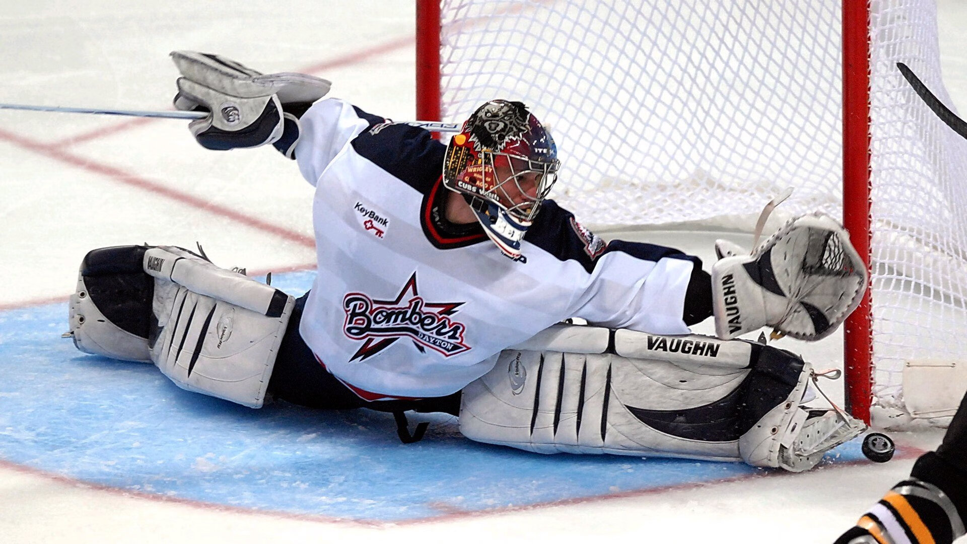 班凯罗攻防两端统治，掘金压哨击败爵士