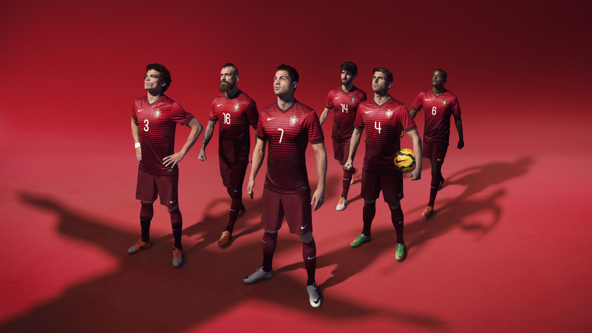 富安健洋关键进球定乾坤，喀麦隆单节拉开加纳，非洲足球的觉醒与亚洲力量的崛起