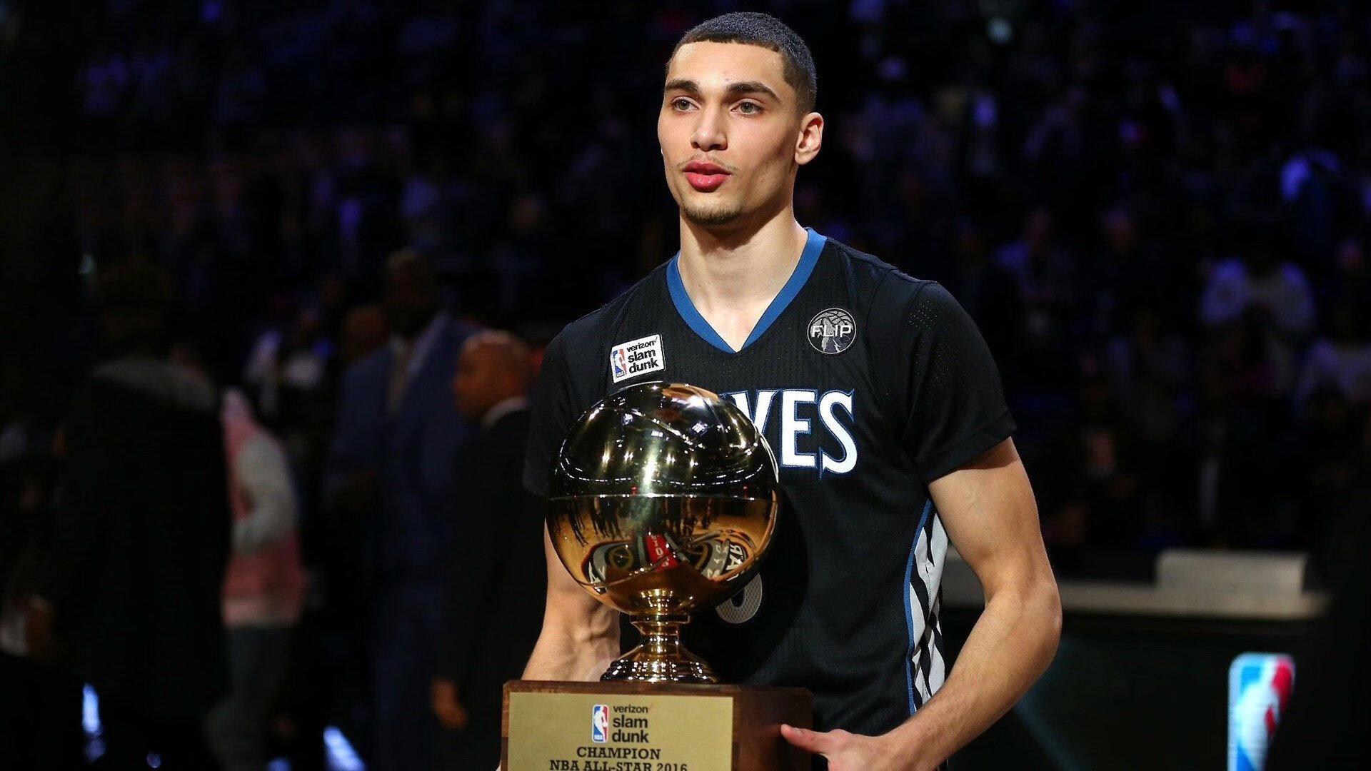 开云体育入口-英超争冠之夜，哈利伯顿舞台越大越强